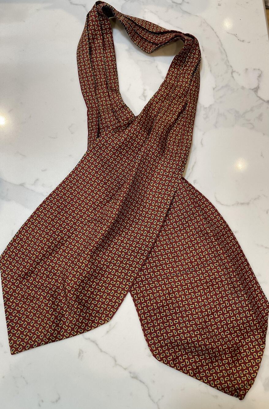 Ascot Mens One Size Red 100% Silk Made In Italy Paisley Cravat Tie Formal